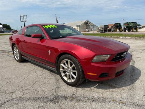 Used 2010 Ford Mustang Premium RWD image 15