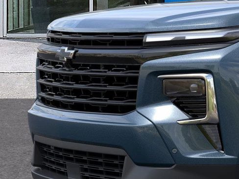 New 2026 Chevrolet Traverse LT w/ Enhanced Driving Package image 13