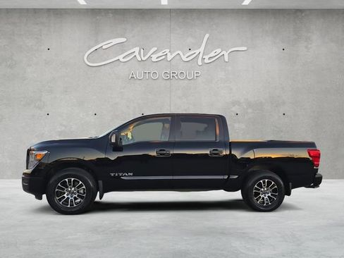 Used 2024 Nissan Titan SV w/ SV Convenience Package image 13