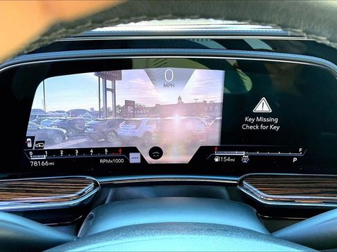 Used 2021 Cadillac Escalade ESV Premium Luxury w/ Driver Assist Tech Package image 13