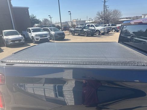 Used 2019 Chevrolet Silverado 1500 LT w/ Texas Edition image 6