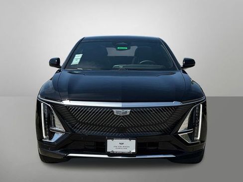 Used 2025 Cadillac Lyriq Luxury image 12