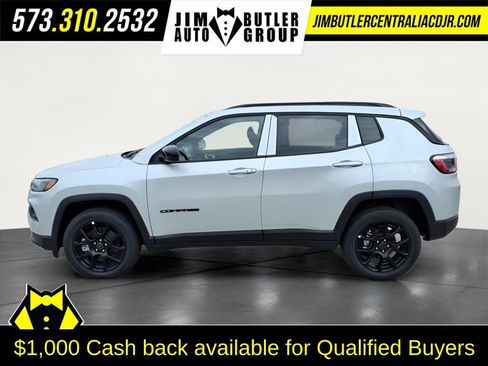 New 2026 Jeep Compass Latitude image 2