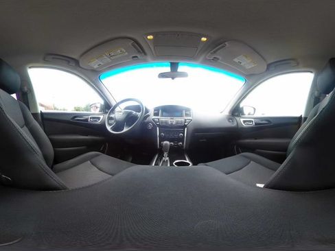 Used 2017 Nissan Pathfinder S AWD/4WD image 13