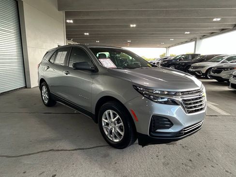 Used 2024 Chevrolet Equinox LS image 7