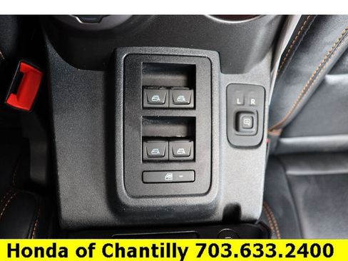 Used 2022 Ford Bronco Badlands image 21