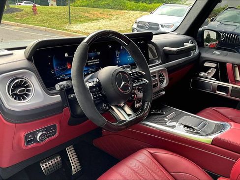 Certified 2025 Mercedes-Benz G 63 AMG 4MATIC image 13