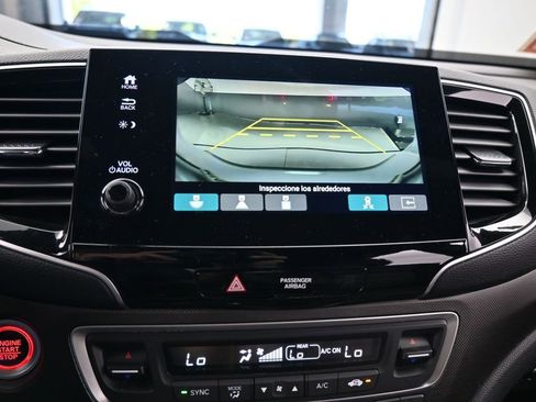 Used 2022 Honda Passport TrailSport image 22
