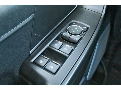 Used 2024 Ford F150 Lariat w/ Equipment Group 502A High image 20