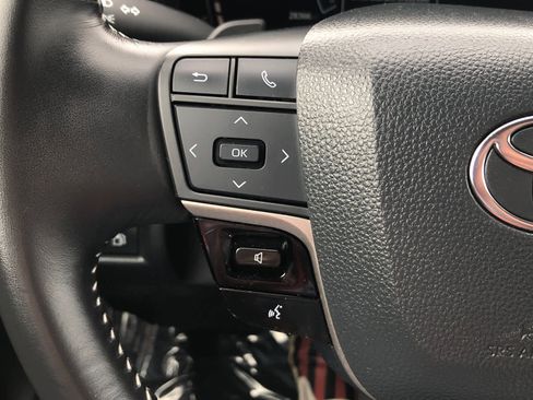 Certified 2025 Toyota Camry SE image 7