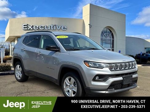 Used 2022 Jeep Compass Latitude AWD/4WD image 1