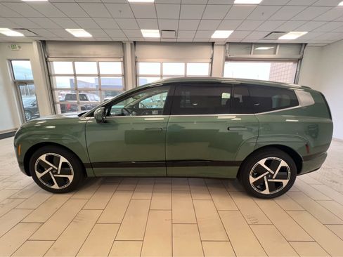 New 2026 Hyundai Ioniq 9 Calligraphy image 12