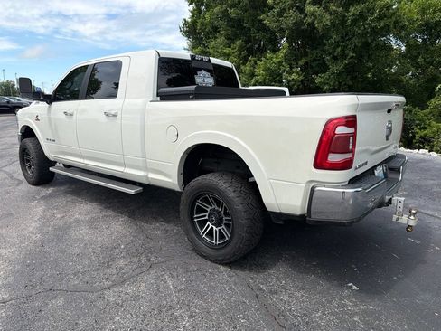 Used 2022 RAM 2500 Laramie AWD/4WD image 4