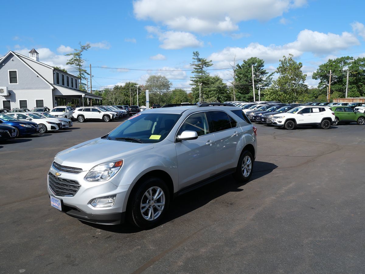 Used 2017 Chevrolet Equinox LT w/ Convenience Package AWD/4WD image 1