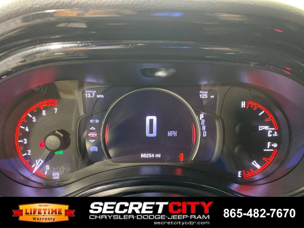 Used 2022 Dodge Durango R/T w/ Blacktop Package AWD/4WD image 17