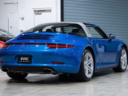Used 2015 Porsche 911 Targa 4 AWD/4WD image 6