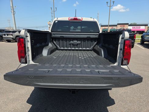 New 2026 Chevrolet Colorado Trail Boss AWD/4WD image 13