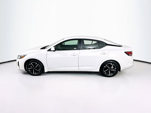 Used 2024 Nissan Sentra SV image 4