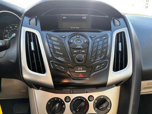 Used 2014 Ford Focus SE image 18