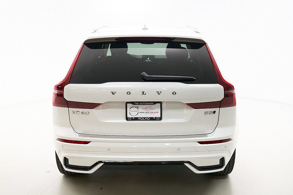 New 2026 Volvo XC60 B5 Plus w/ Climate Package AWD/4WD image 8