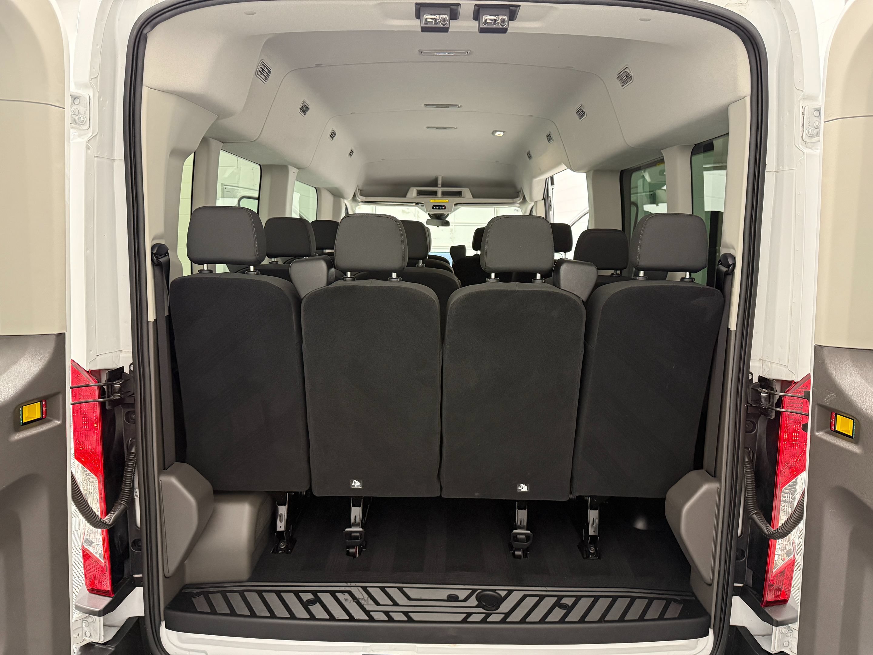 Used 2025 Ford Transit 350 XLT AWD/4WD image 27