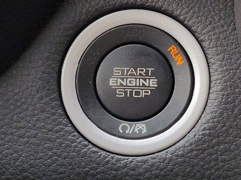 Certified 2022 RAM 1500 Big Horn image 31