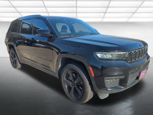 Used 2023 Jeep Grand Cherokee L Altitude image 1