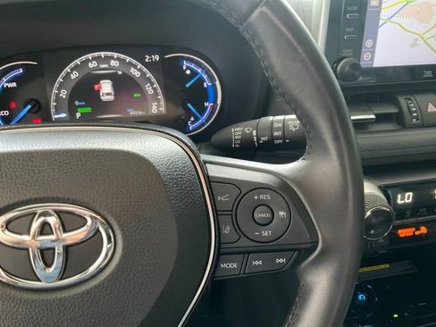 Used 2020 Toyota RAV4 XSE AWD/4WD image 12