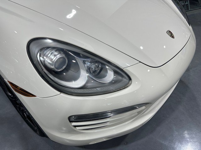 Used 2011 Porsche Cayenne AWD/4WD image 12