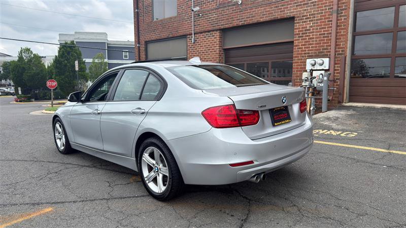 Used 2014 BMW 328i xDrive Sedan AWD/4WD image 9