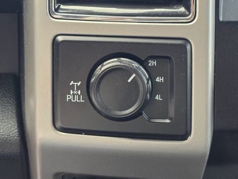 Used 2018 Ford F250 Lariat w/ Lariat Ultimate Package AWD/4WD image 18