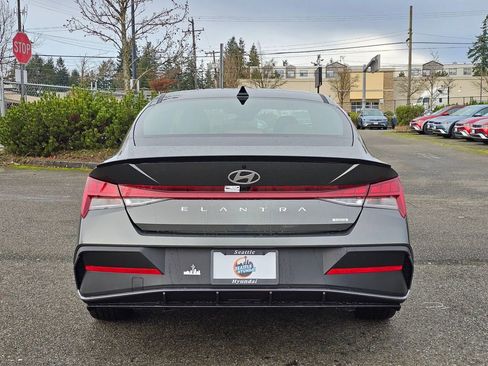 New 2026 Hyundai Elantra Sport image 6