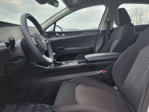 Used 2025 Kia K5 LXS image 15