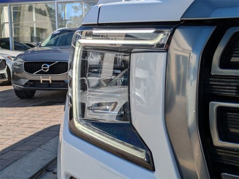 Used 2021 GMC Yukon AT4 w/ Rear Media and Nav Package image 10