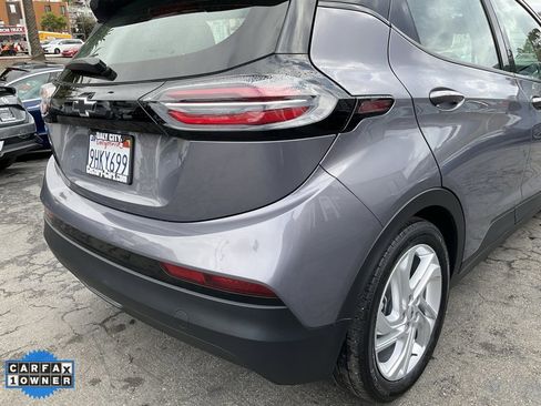 Used 2023 Chevrolet Bolt LT image 76