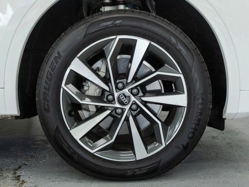 Used 2023 Audi Q5 2.0T Premium Plus w/ Premium Plus Package AWD/4WD image 10
