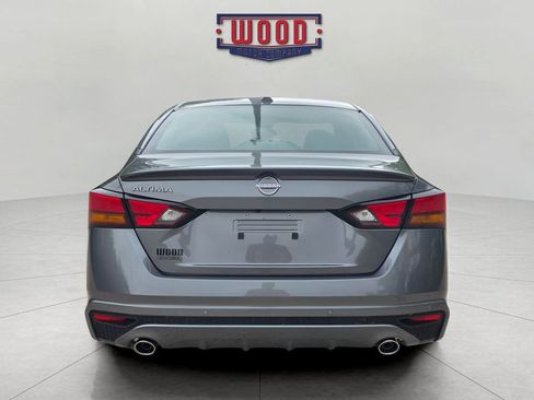 New 2026 Nissan Altima 2.5 SV FWD image 3