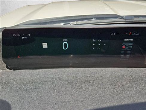 Used 2025 Ford Expedition Max Platinum w/ Driver's Package AWD/4WD image 17
