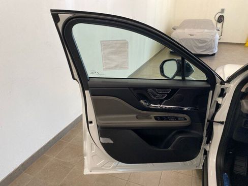 New 2024 Lincoln Corsair Grand Touring w/ Equipment Group 301A image 15