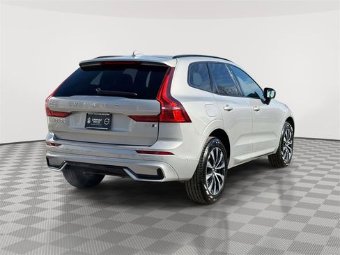 Certified 2023 Volvo XC60 B5 Plus w/ Climate Package image 4