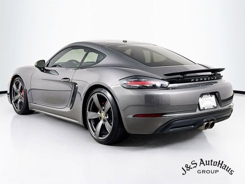 Used 2019 Porsche 718 Cayman S image 5