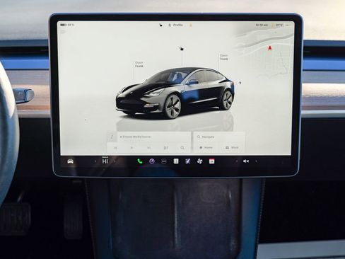 Used 2023 Tesla Model 3 Standard Range image 40