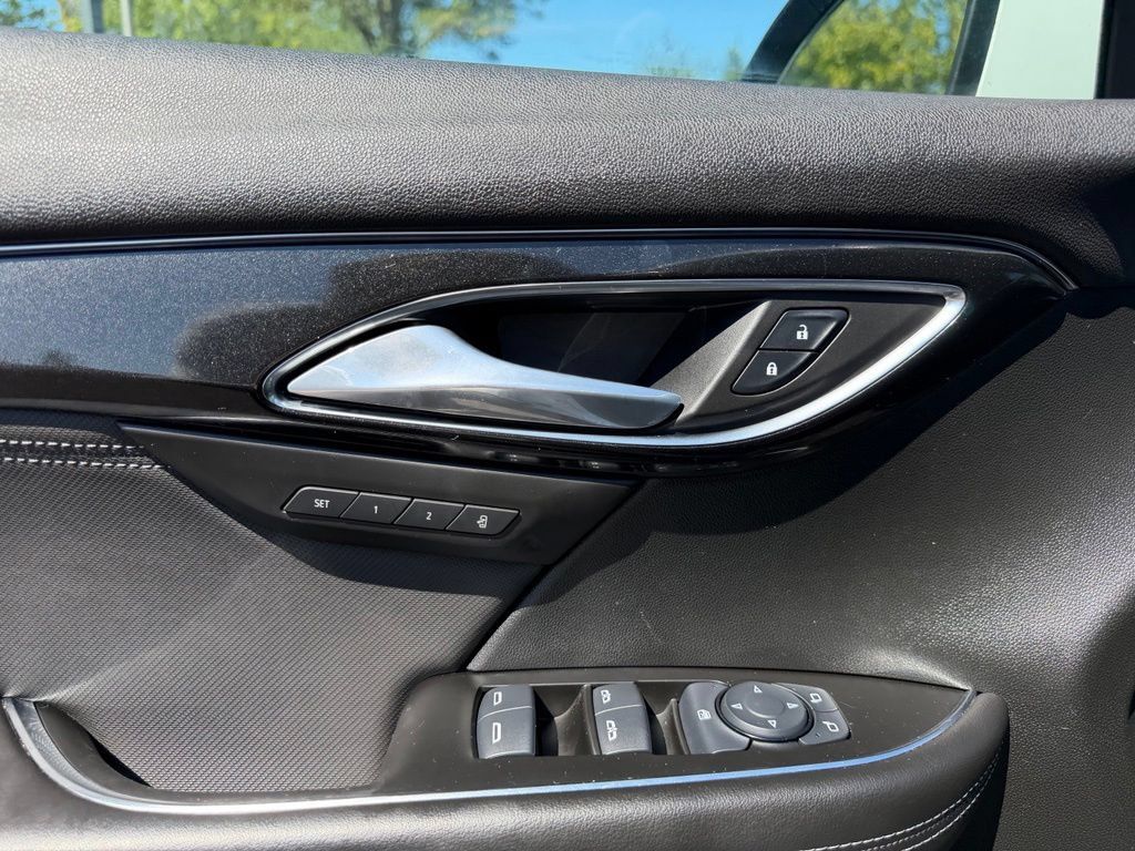 Used 2024 Buick Envision Preferred AWD/4WD image 13