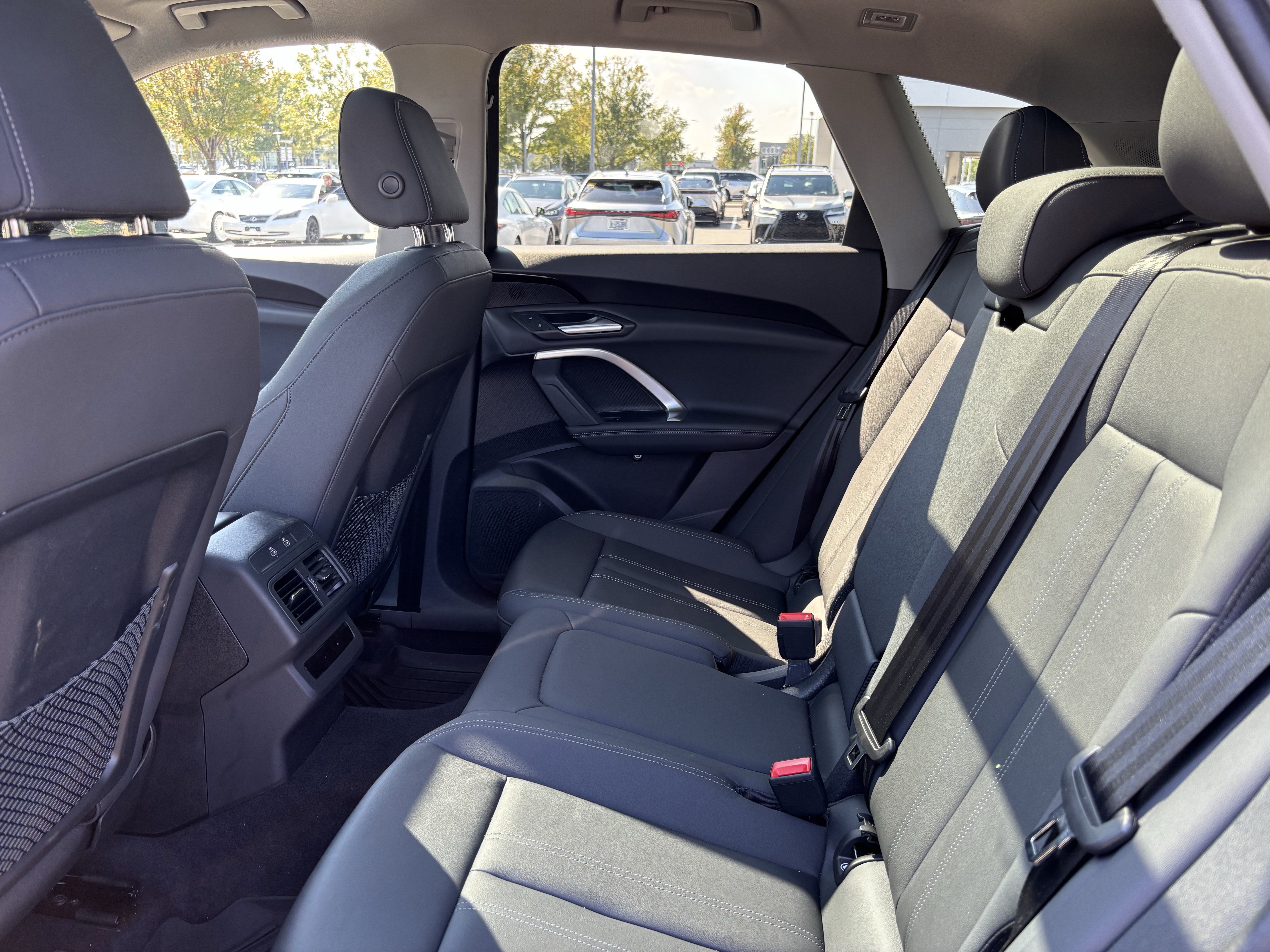 Used 2025 Audi Q5 Premium w/ Convenience Package AWD/4WD image 18