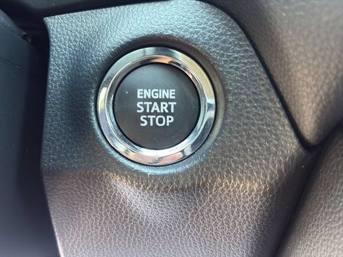 Used 2023 Toyota RAV4 XLE FWD image 23