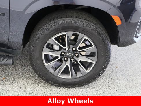 Used 2023 Chevrolet Tahoe Z71 w/ Luxury Package image 5