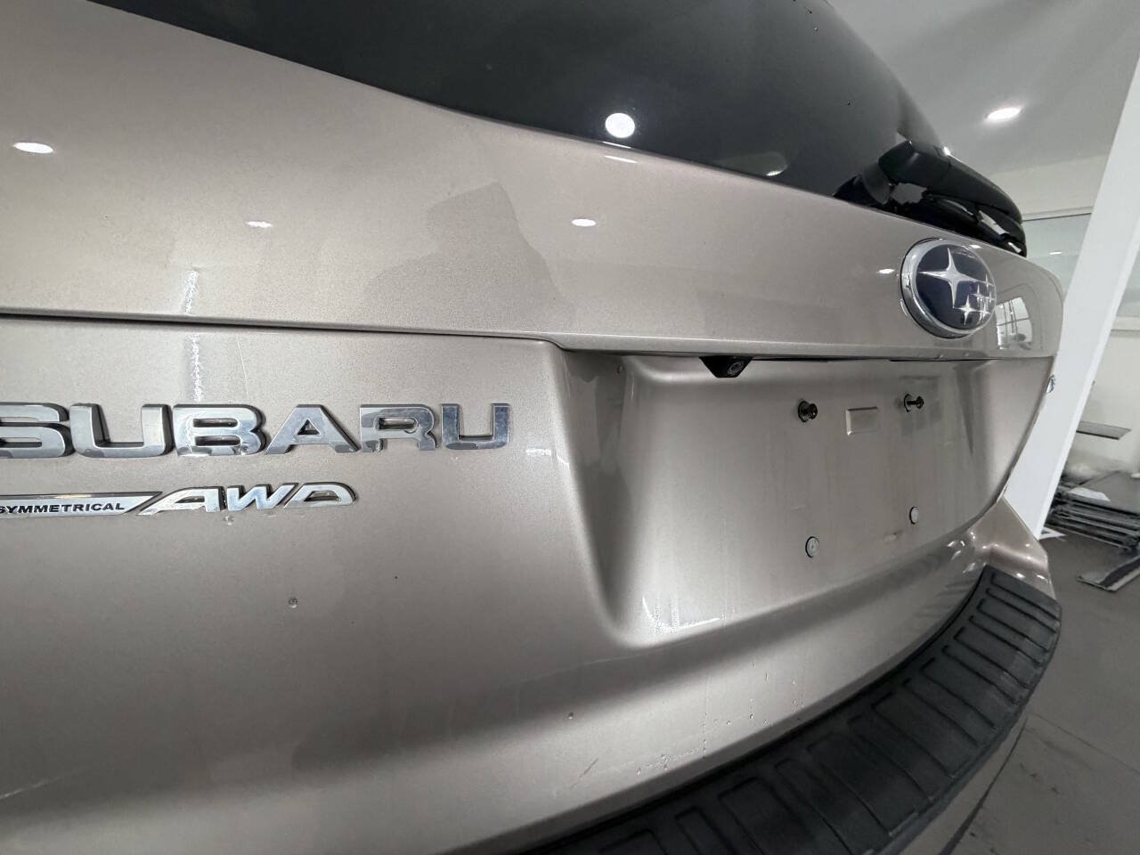 Used 2016 Subaru Forester 2.5i AWD/4WD image 6