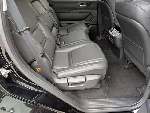 New 2025 Nissan Armada SV image 29