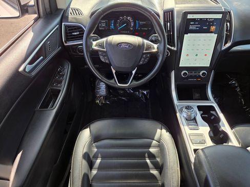 Certified 2024 Ford Edge SEL AWD/4WD image 12