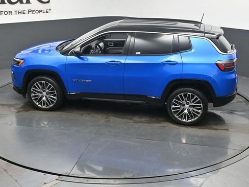 Used 2023 Jeep Compass Limited w/ Elite Group AWD/4WD image 42